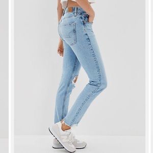 NWT american eagle 90s skinny faded light stretch